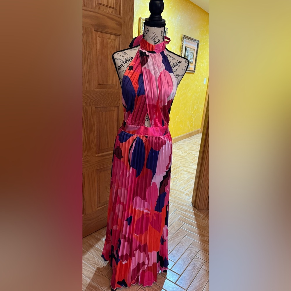 Elegant Multicolor Halter Maxi Dress